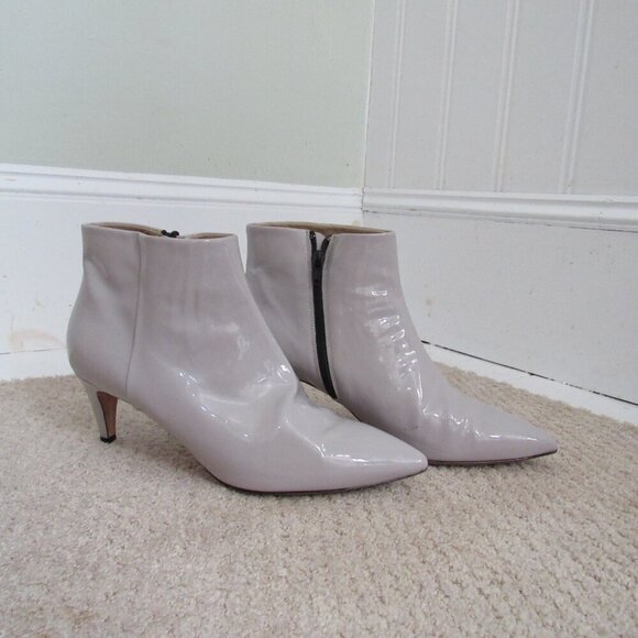 Nordstrom Shoes - Nordstrom Signature Patent Leather Ankle Boots White Grey Size 9 EUC Like New